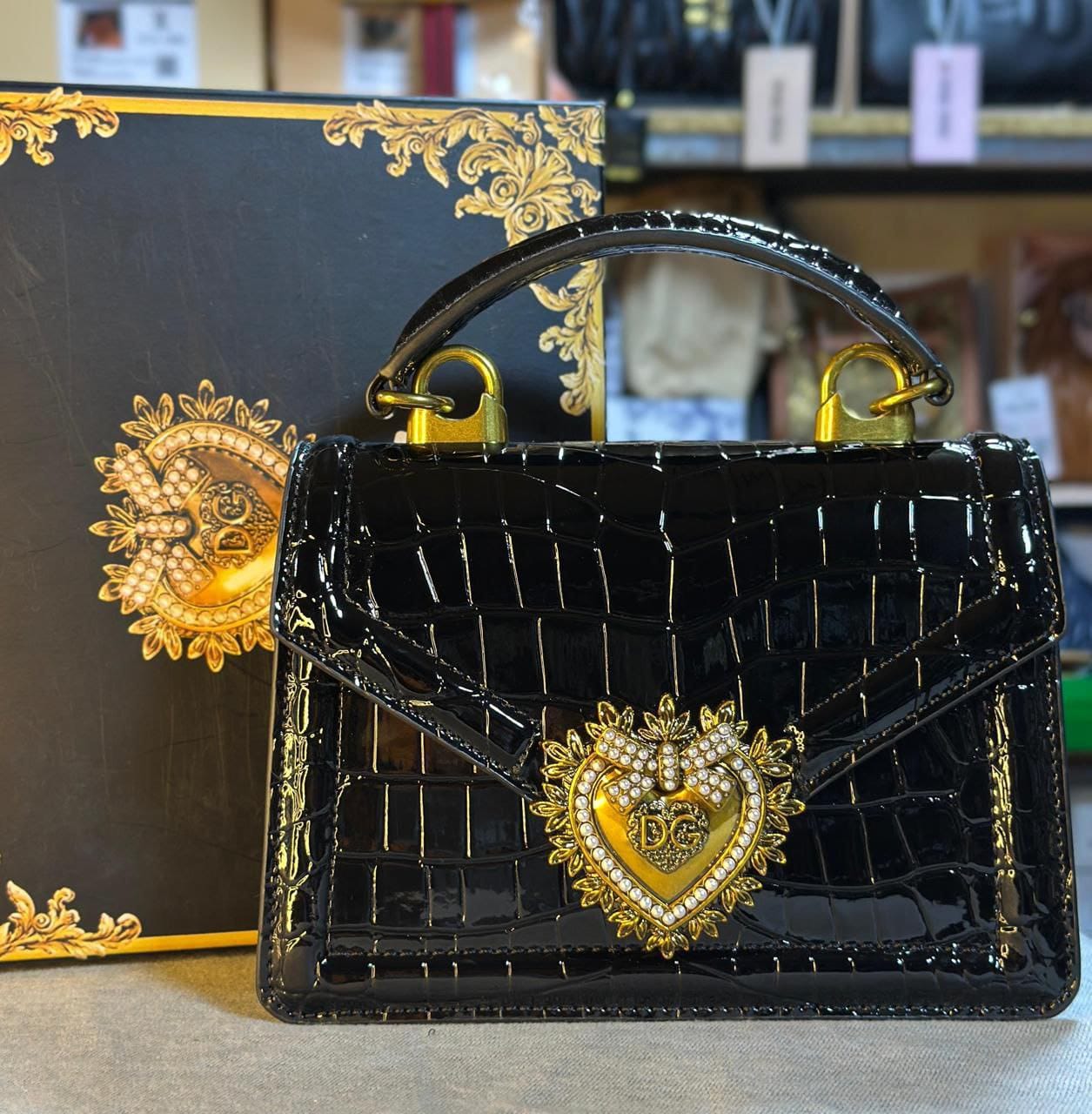 𝑪𝒐𝒍𝒍𝒆𝒄𝒕𝒊𝒐𝒏 𝒅𝒆 𝒔𝒂𝒄𝒔 𝑫𝒐𝒍𝒄𝒆 & 𝑮𝒂𝒃𝒃𝒂𝒏𝒂 𝒅𝒆 𝒍𝒖𝒙𝒆 𝒅𝒂𝒏𝒔 𝒕𝒐𝒖𝒕𝒆𝒔 𝒍𝒆𝒔 𝒄𝒐𝒖𝒍𝒆𝒖𝒓𝒔 🎨