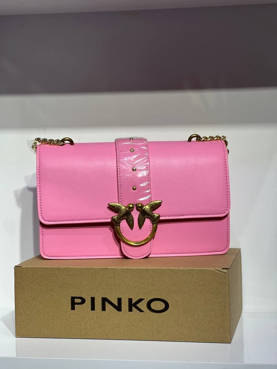 𝐒𝐚𝐜 𝐏𝐢𝐧𝐤𝐨 - 𝐂𝐡𝐞𝐟-𝐝’œ𝐮𝐯𝐫𝐞 𝐝’é𝐥é𝐠𝐚𝐧𝐜𝐞 𝐞𝐭 𝐝𝐞 𝐬𝐩𝐥𝐞𝐧𝐝𝐞𝐮𝐫 📌🎉