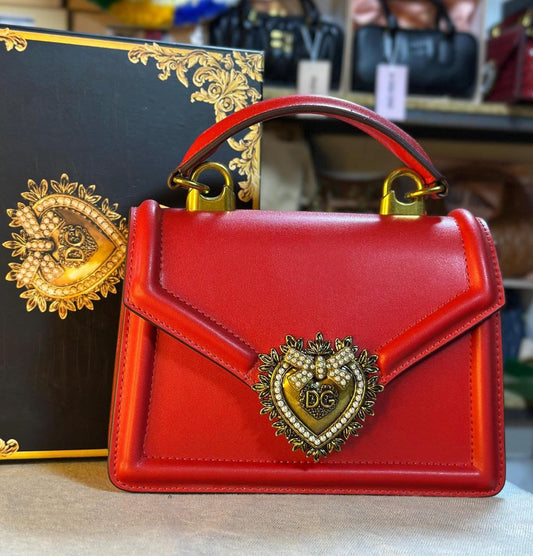 𝑪𝒐𝒍𝒍𝒆𝒄𝒕𝒊𝒐𝒏 𝒅𝒆 𝒔𝒂𝒄𝒔 𝑫𝒐𝒍𝒄𝒆 & 𝑮𝒂𝒃𝒃𝒂𝒏𝒂 𝒅𝒆 𝒍𝒖𝒙𝒆 𝒅𝒂𝒏𝒔 𝒕𝒐𝒖𝒕𝒆𝒔 𝒍𝒆𝒔 𝒄𝒐𝒖𝒍𝒆𝒖𝒓𝒔 🎨