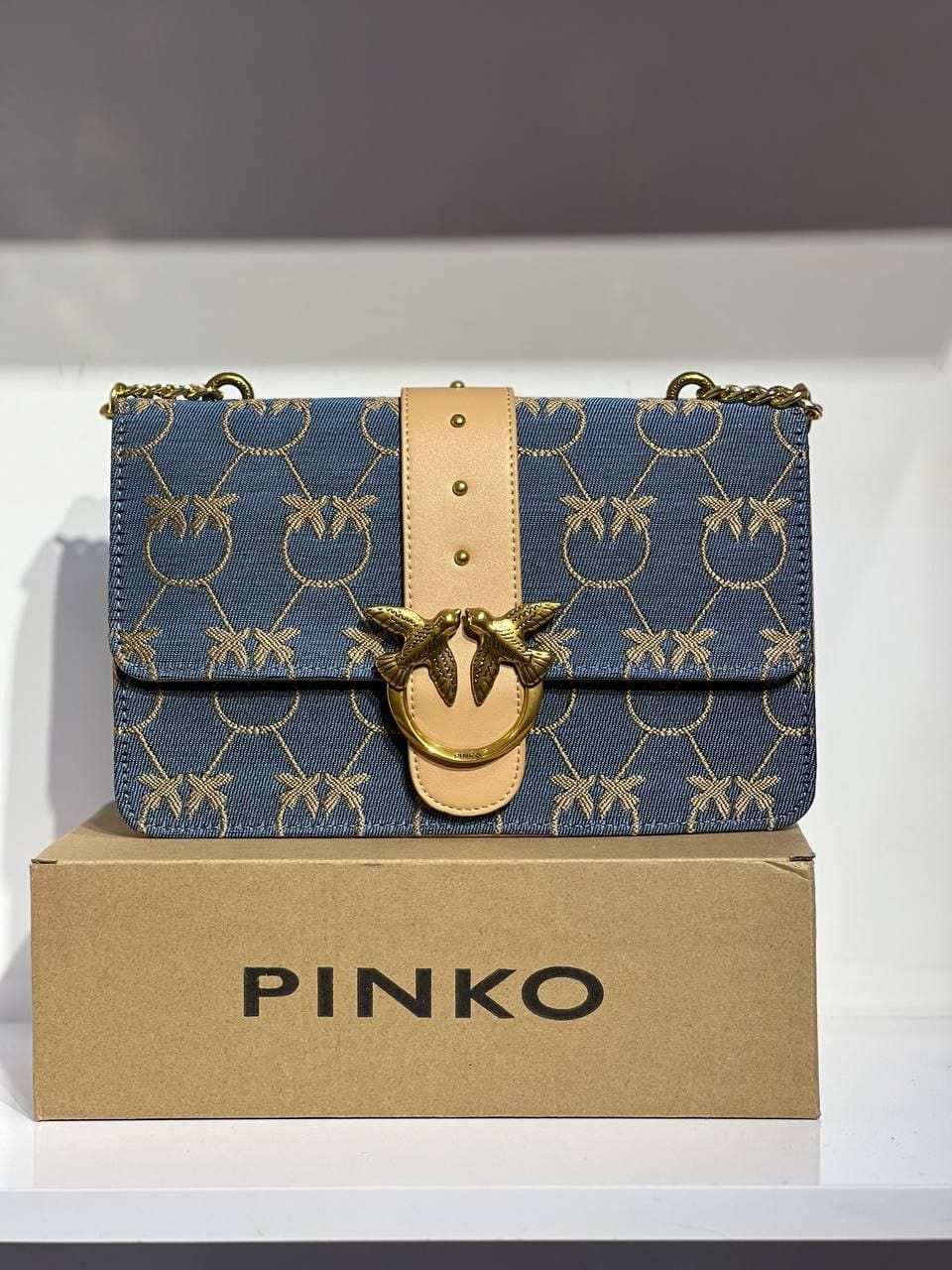 𝐒𝐚𝐜 𝐏𝐢𝐧𝐤𝐨 - 𝐂𝐡𝐞𝐟-𝐝’œ𝐮𝐯𝐫𝐞 𝐝’é𝐥é𝐠𝐚𝐧𝐜𝐞 𝐞𝐭 𝐝𝐞 𝐬𝐩𝐥𝐞𝐧𝐝𝐞𝐮𝐫 📌🎉